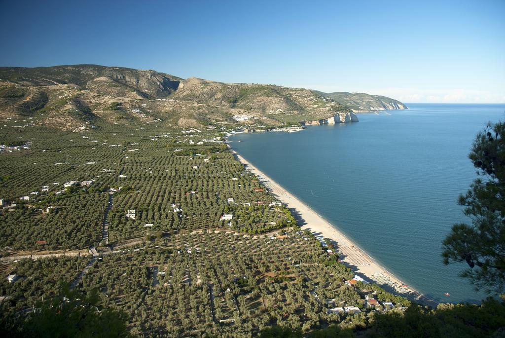 Hotel Apeneste Mattinata Bagian luar foto
